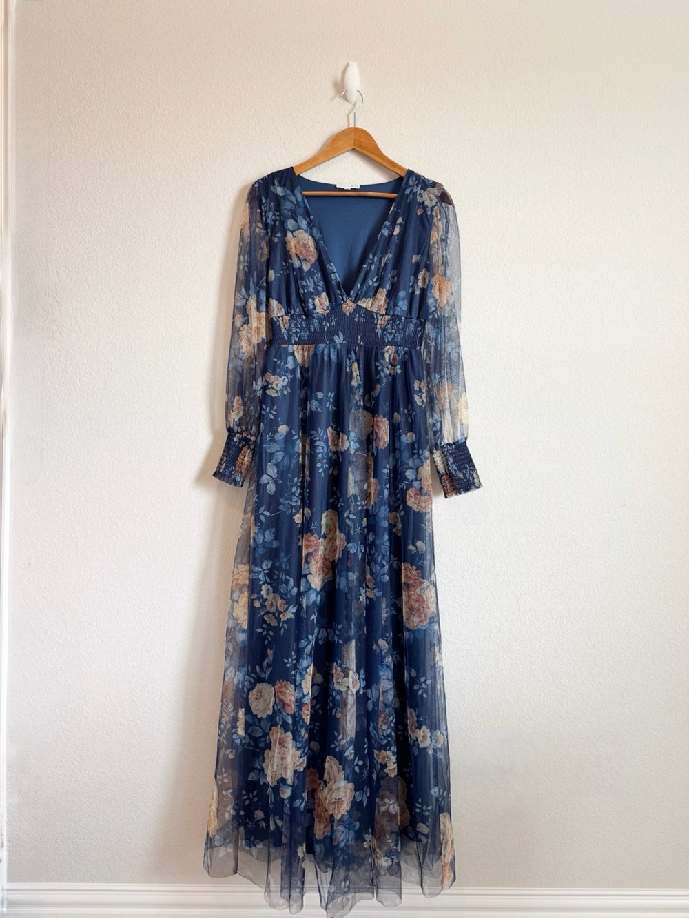 Baltic Born Layla Blue Floral Tulle V Neck Formal Smocked Maxi Dress Size Large
